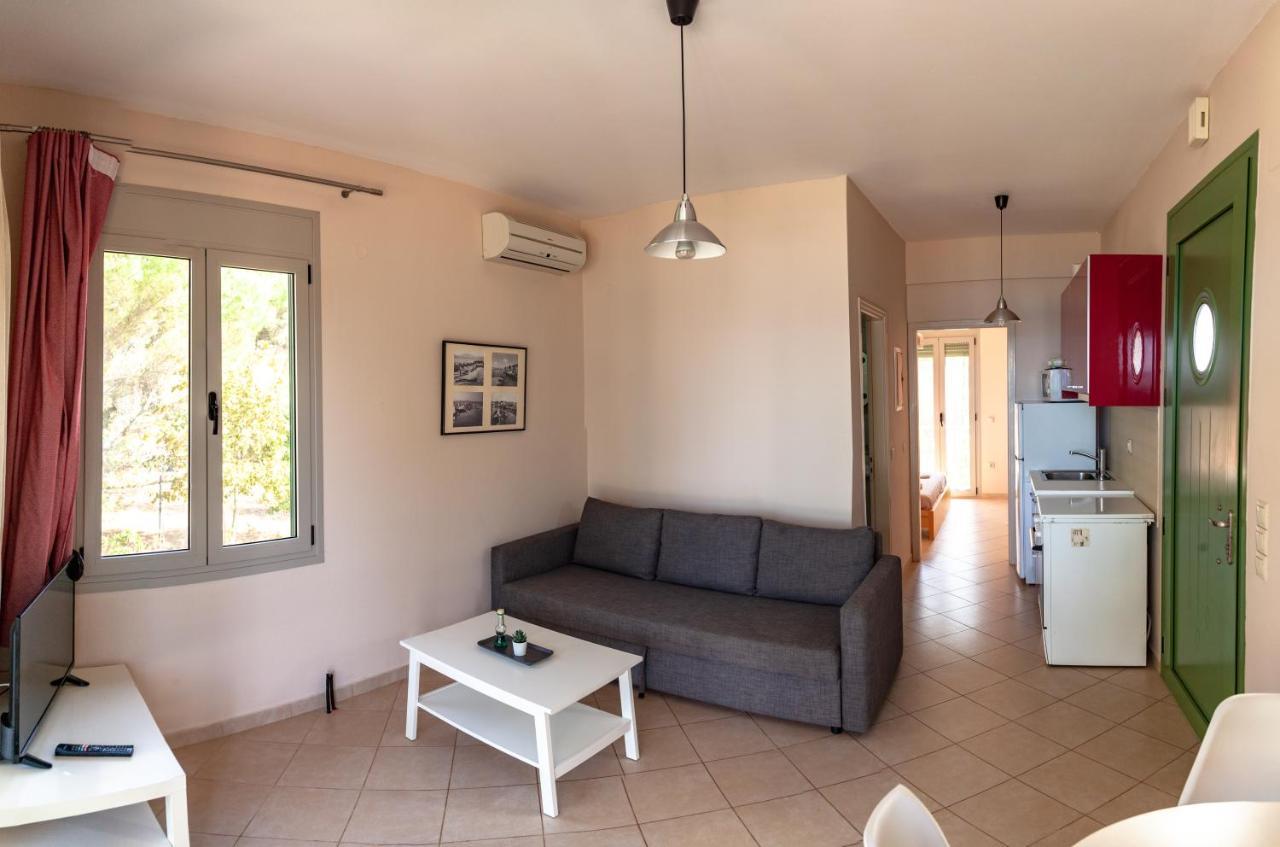 Brunello Seaside Apartments Lefkáda Buitenkant foto