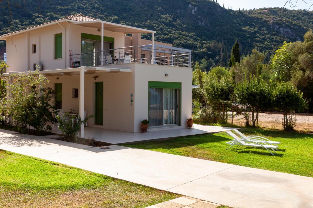 Brunello Seaside Apartments Lefkáda Buitenkant foto